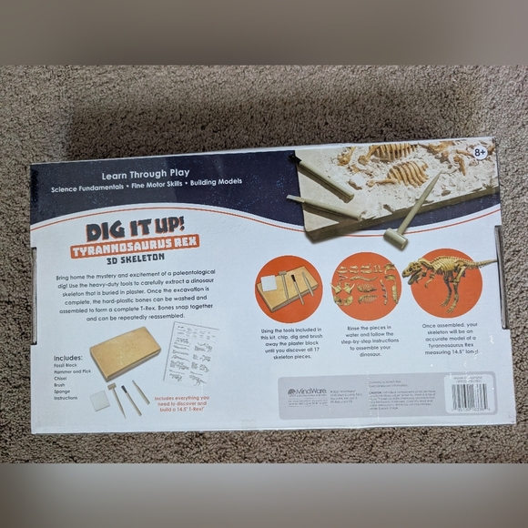 New In box - Dig It Up! Tyrannosaurus Rex 3D Skeleton Kit - Picture 2 of 2